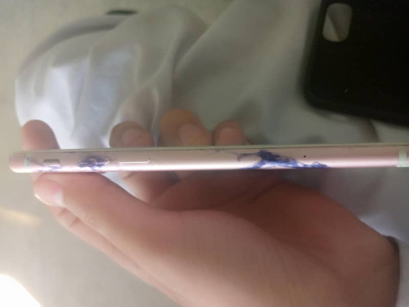 Apple iPhone 7 6