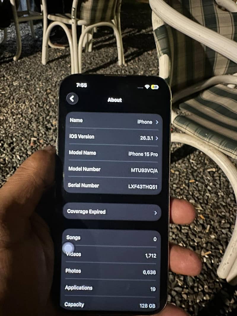 Apple iPhone 15 Pro 3
