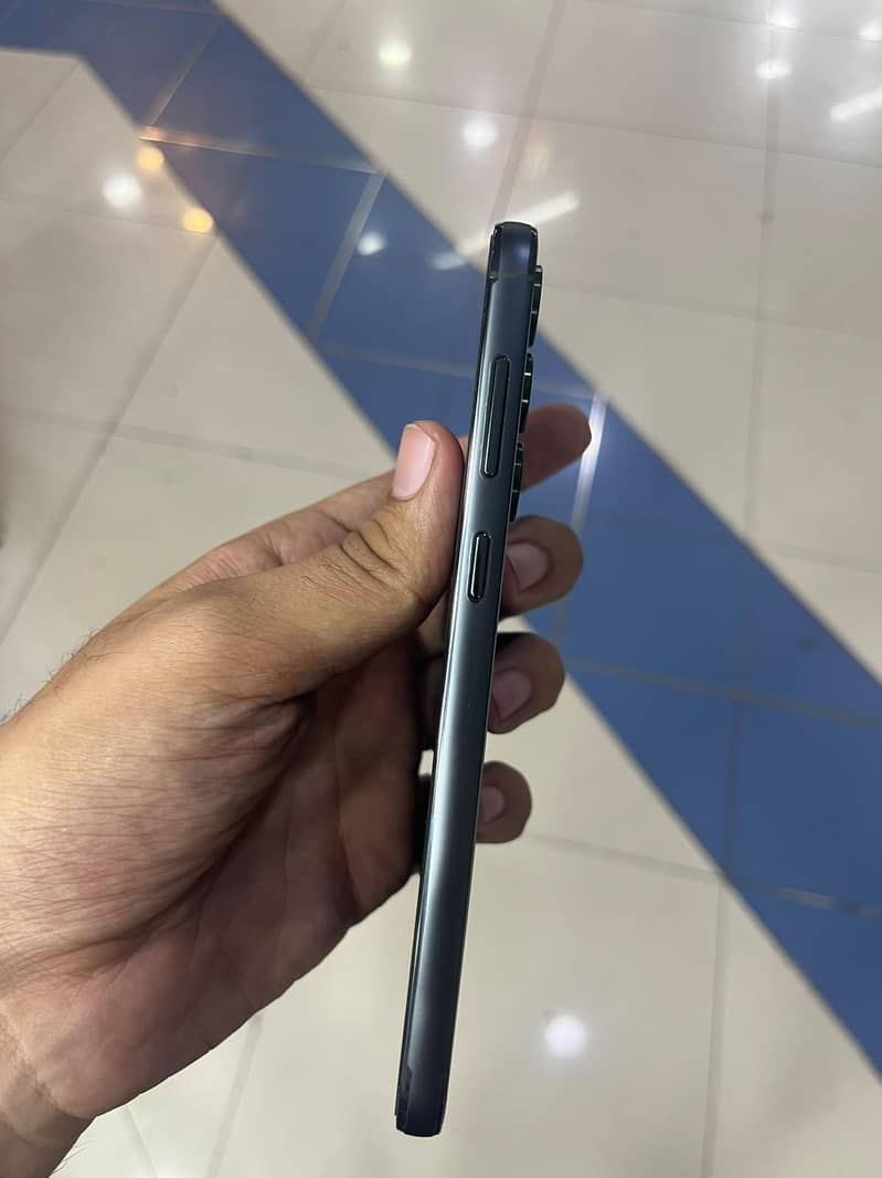 Samsung Mobile S23 Plus 1