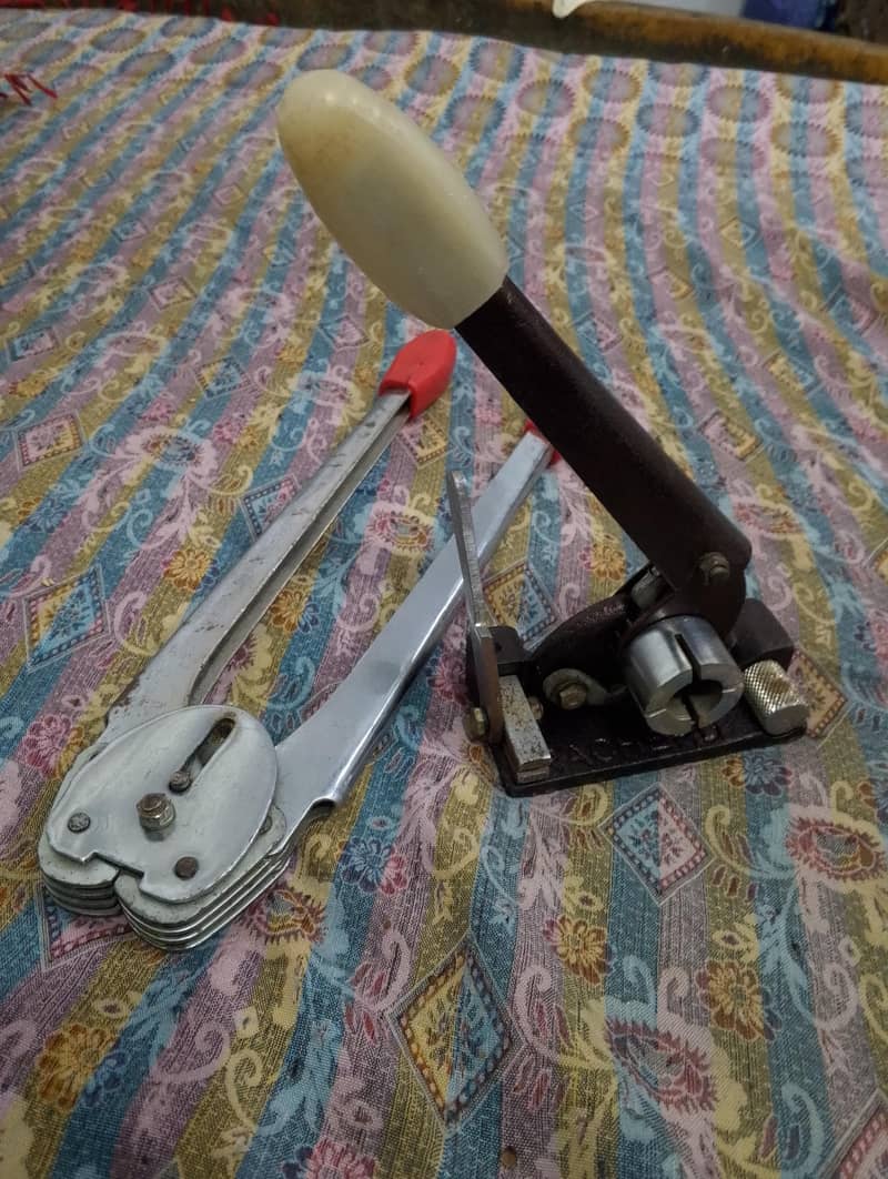 strap tensioners 1