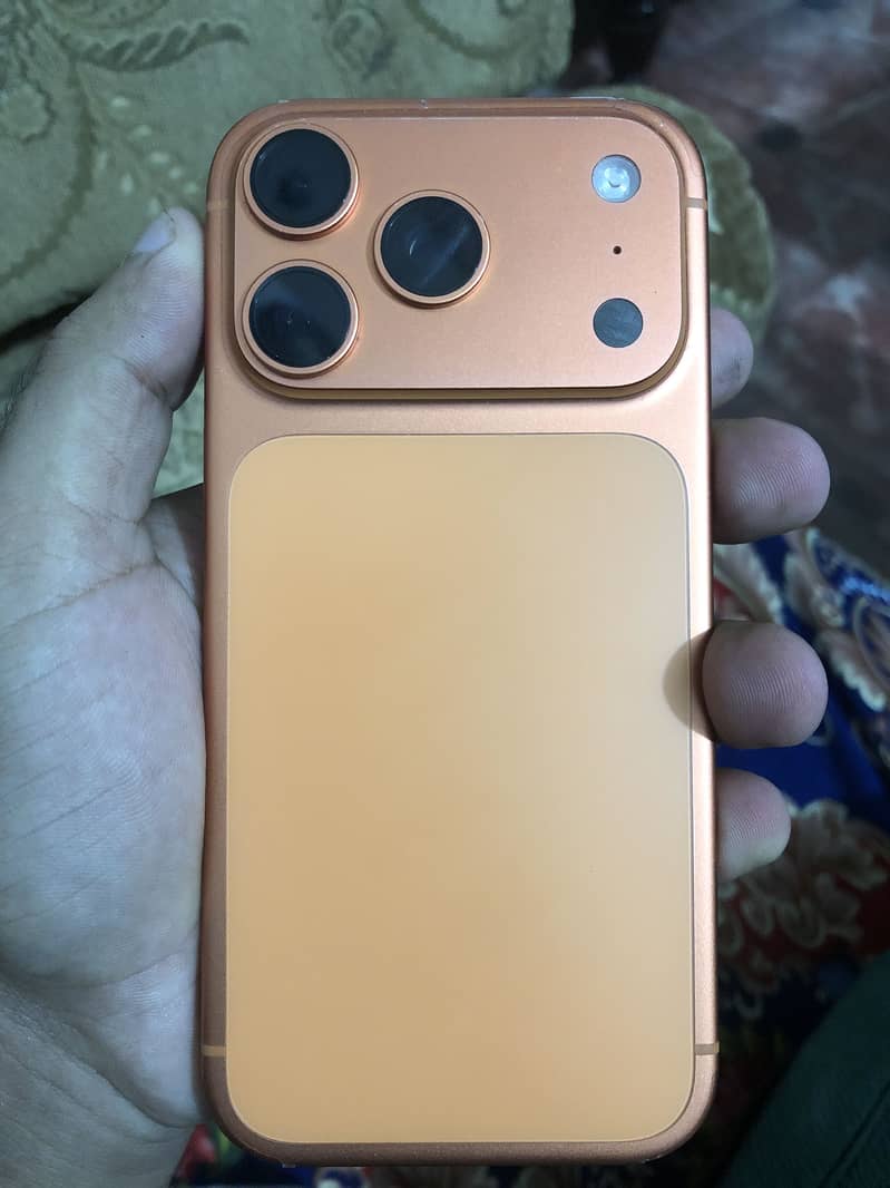 Apple iPhone 17 Pro 0