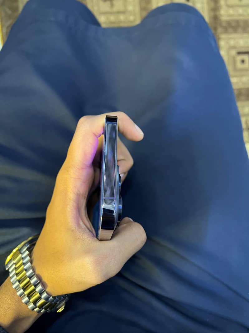 Apple iPhone 14 Pro Max 5