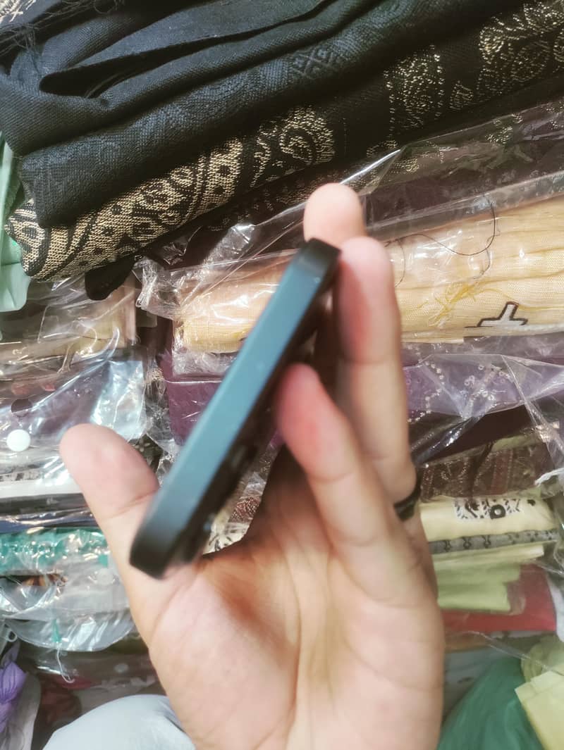 Apple iPhone 14 plus 1