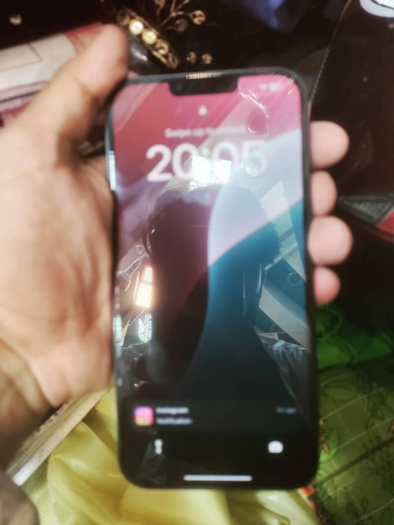 Apple iPhone 14 plus 3