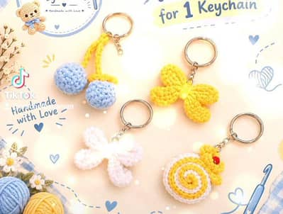I am selling beautiful crochet keychain for sale