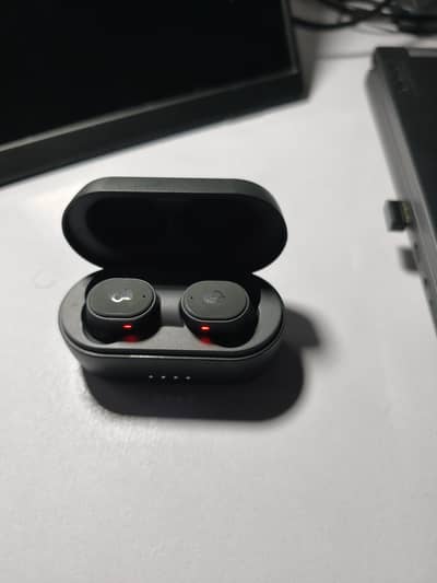 Skullcandy wireless bluetooth earbuds with ANC