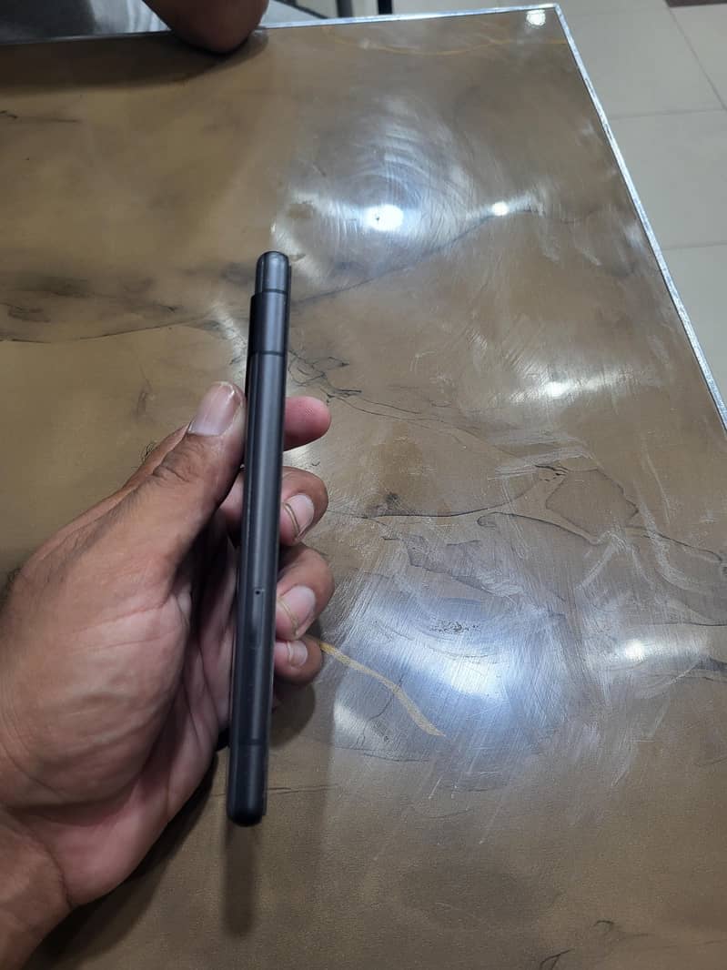 Google Pixel 7a 2