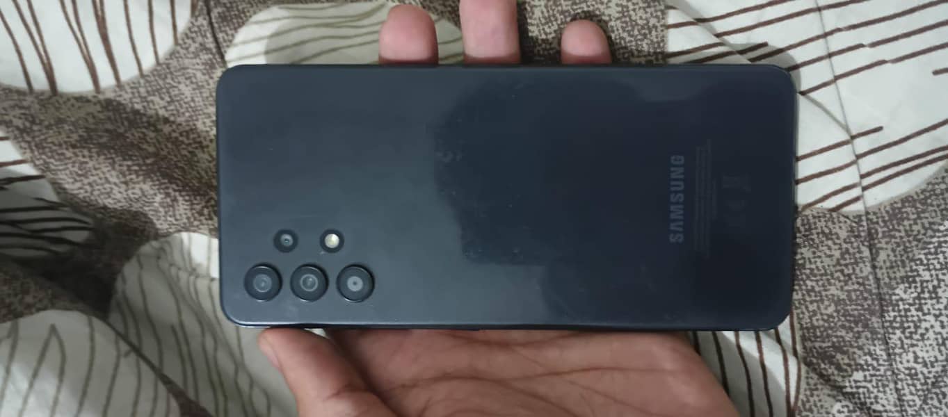 Samsung Mobile A32 1