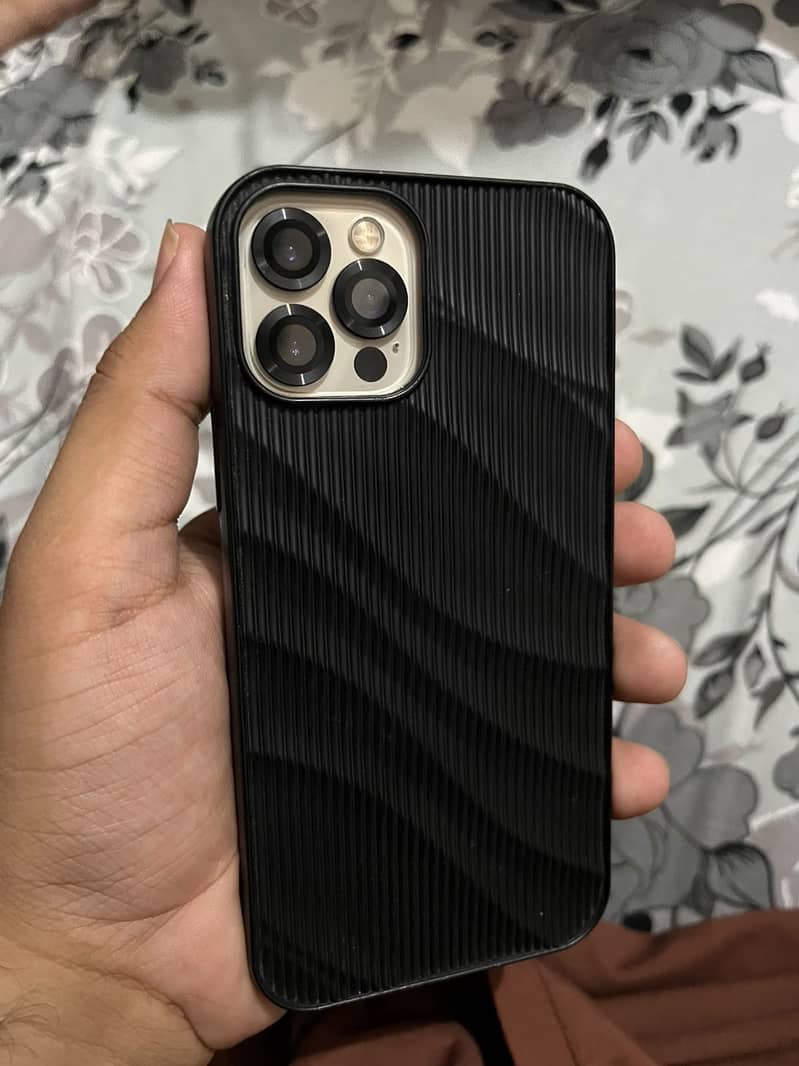 Apple iPhone 12 Pro 1