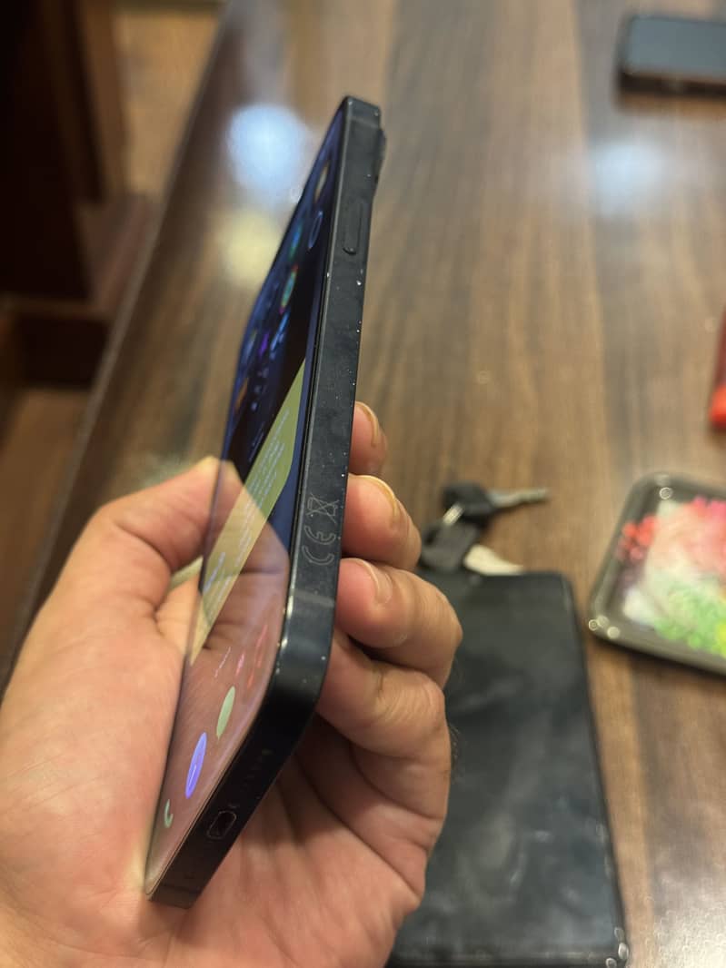 Apple iPhone 14 plus 2