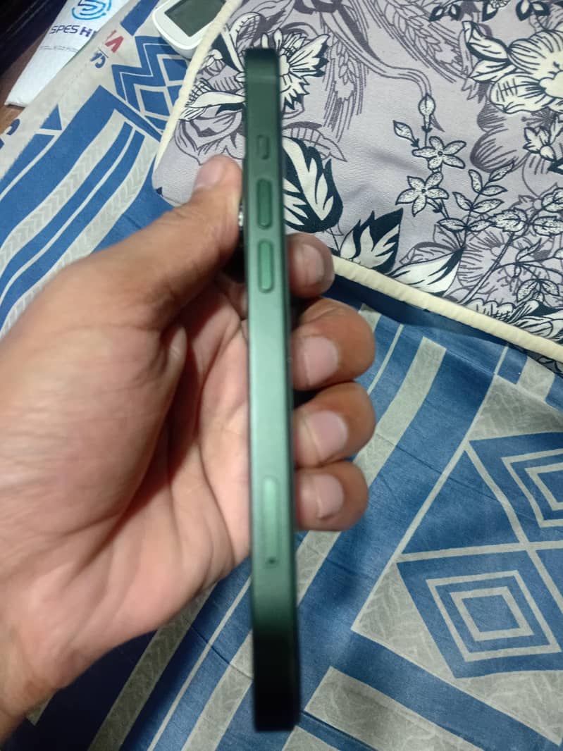 Apple iPhone 13mdm 3