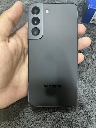 Samsung Mobile S22