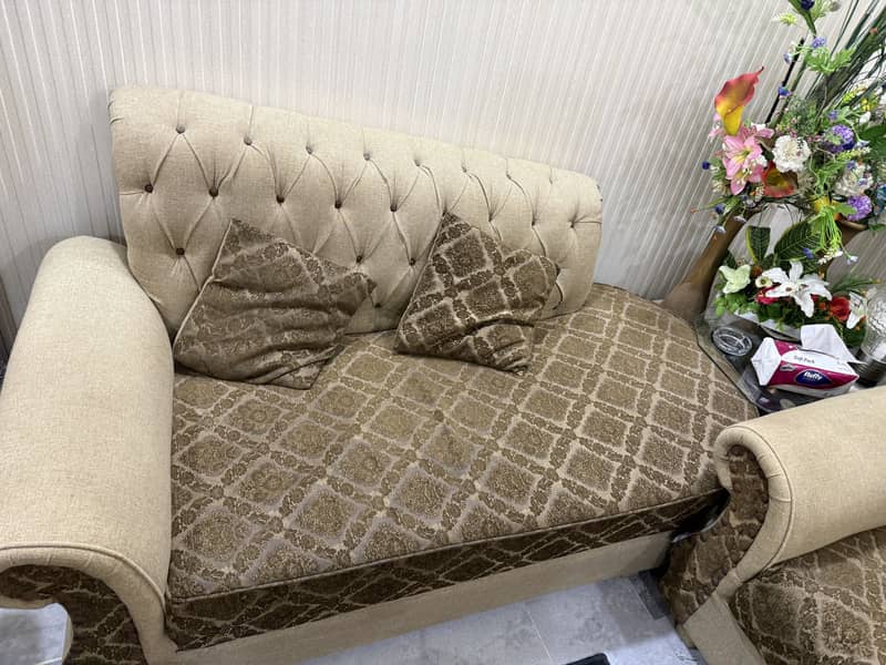 7 seater sofa 0