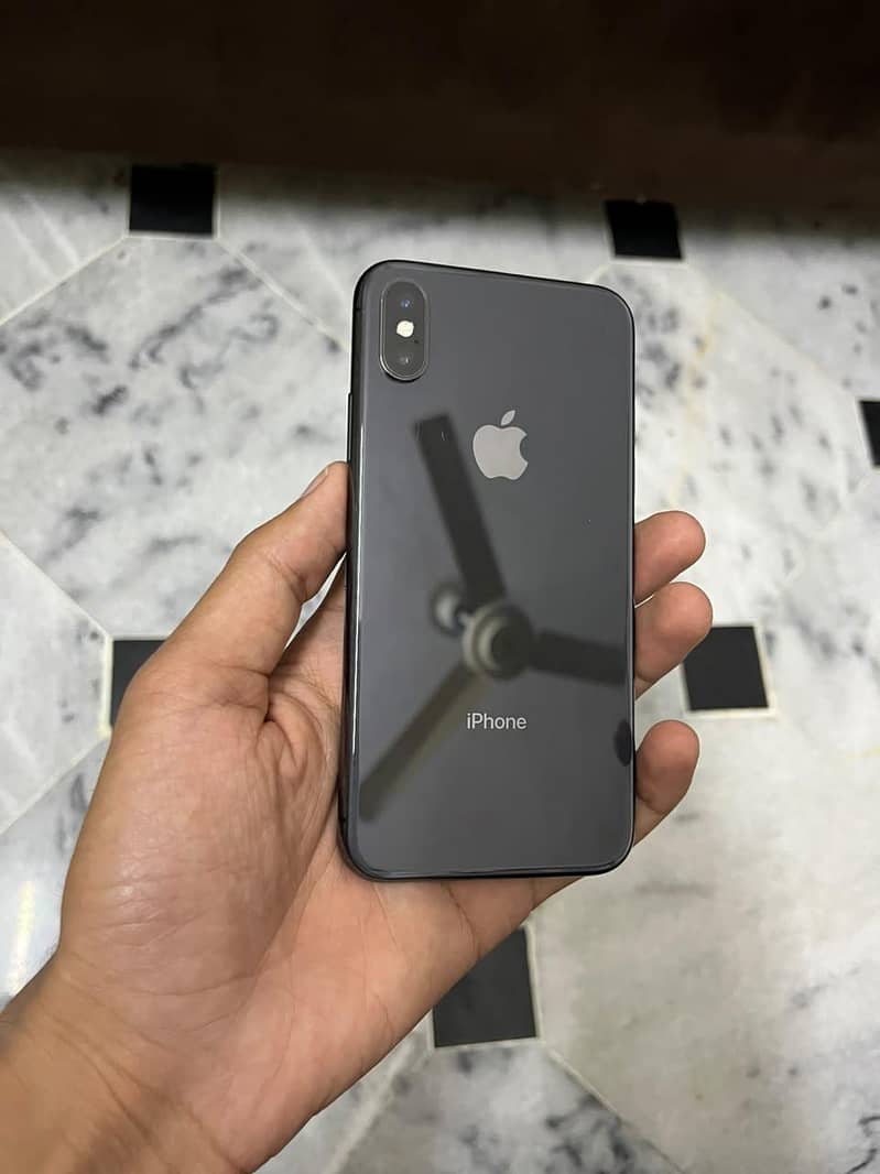 Apple iPhone X 0