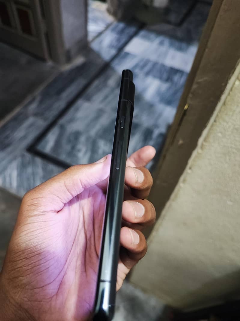 Google Pixel 7 Pro 6