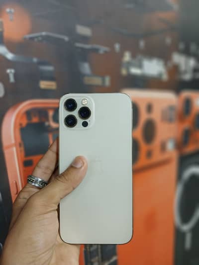 Apple iPhone 12 Pro