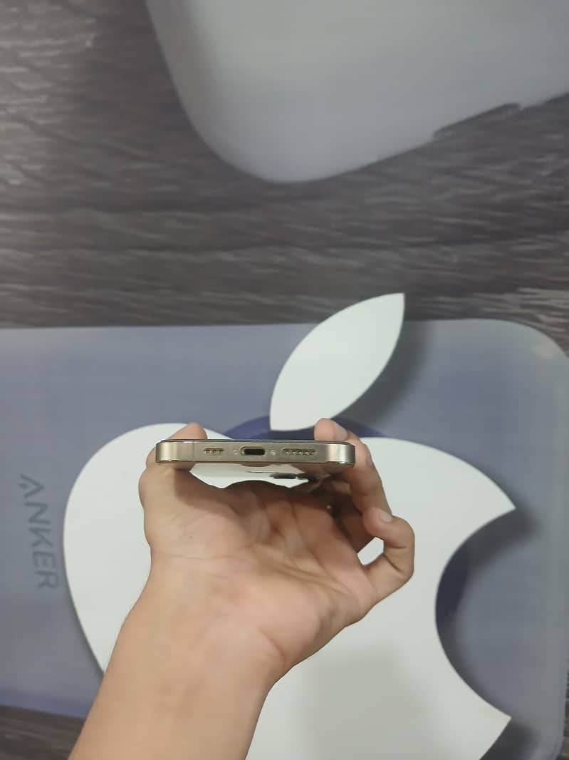 Apple iPhone 12 Pro 4