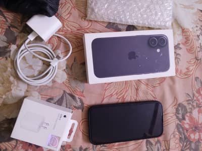 Apple iPhone 16