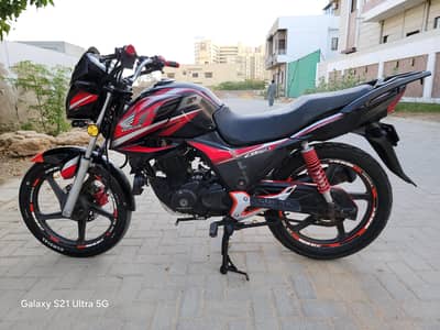 Honda CB150 F