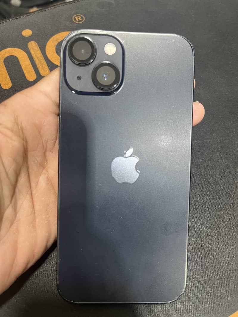 Apple iPhone 13 1