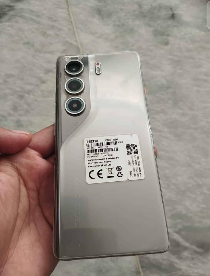 Tecno CAMON 40 Pro 3