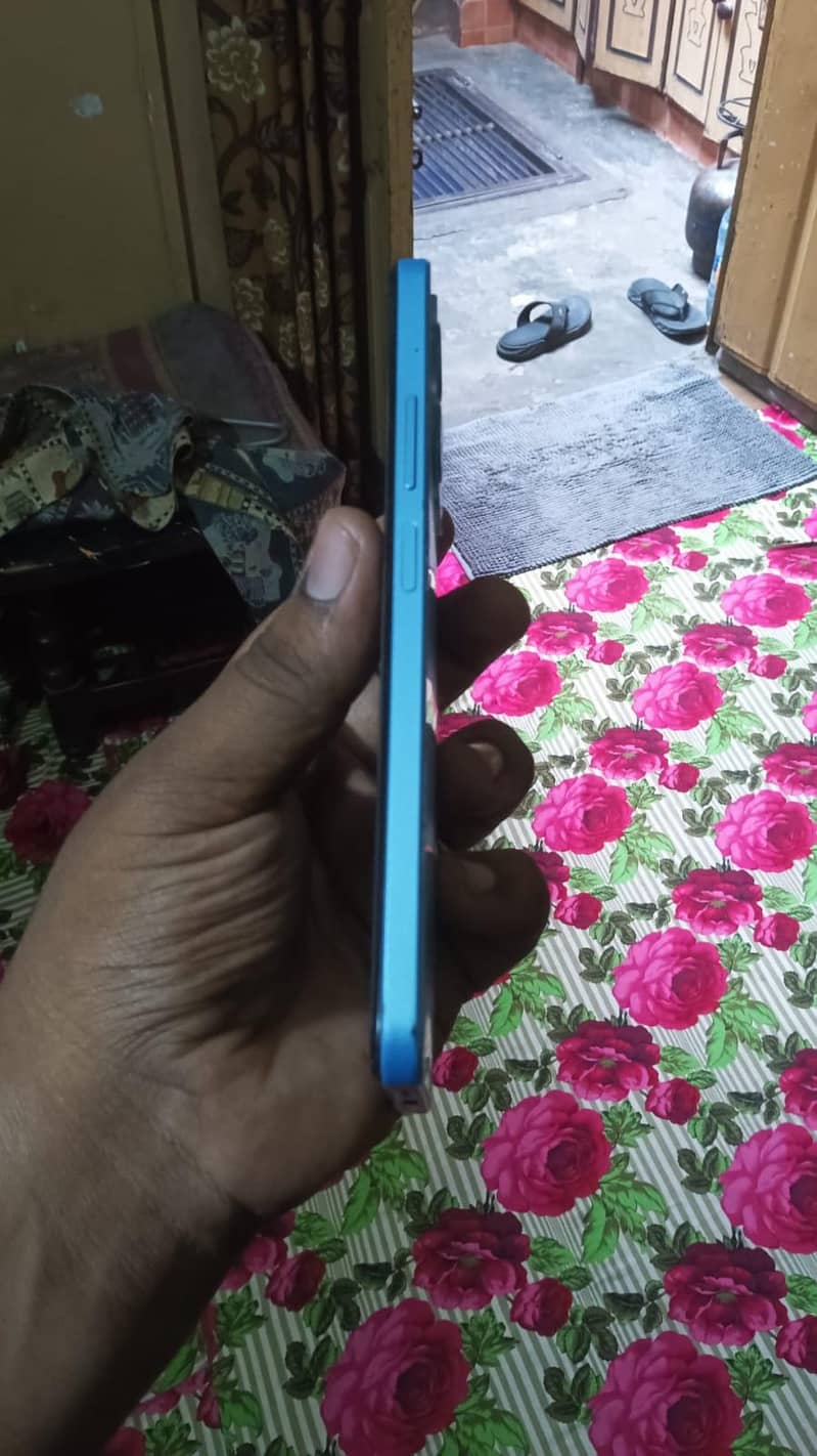 Xiaomi Redmi Note 12 2