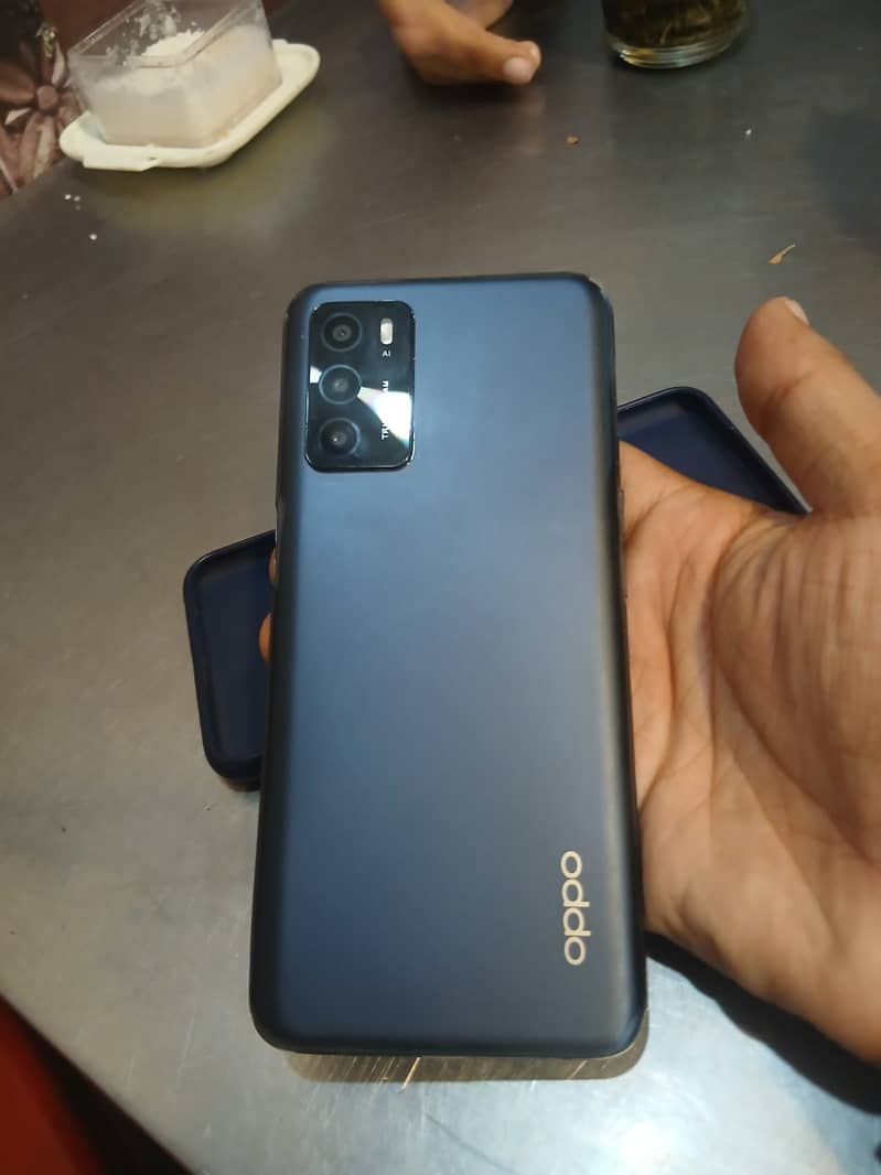 OPPO A16 0