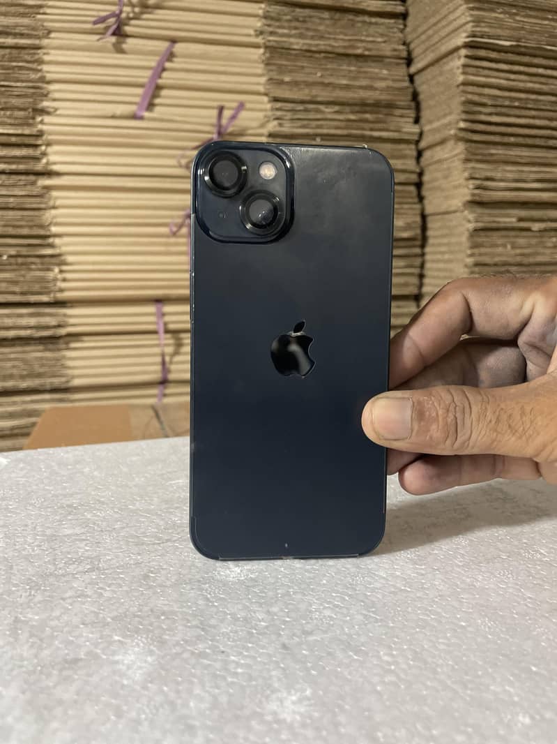 Apple iPhone 13 5