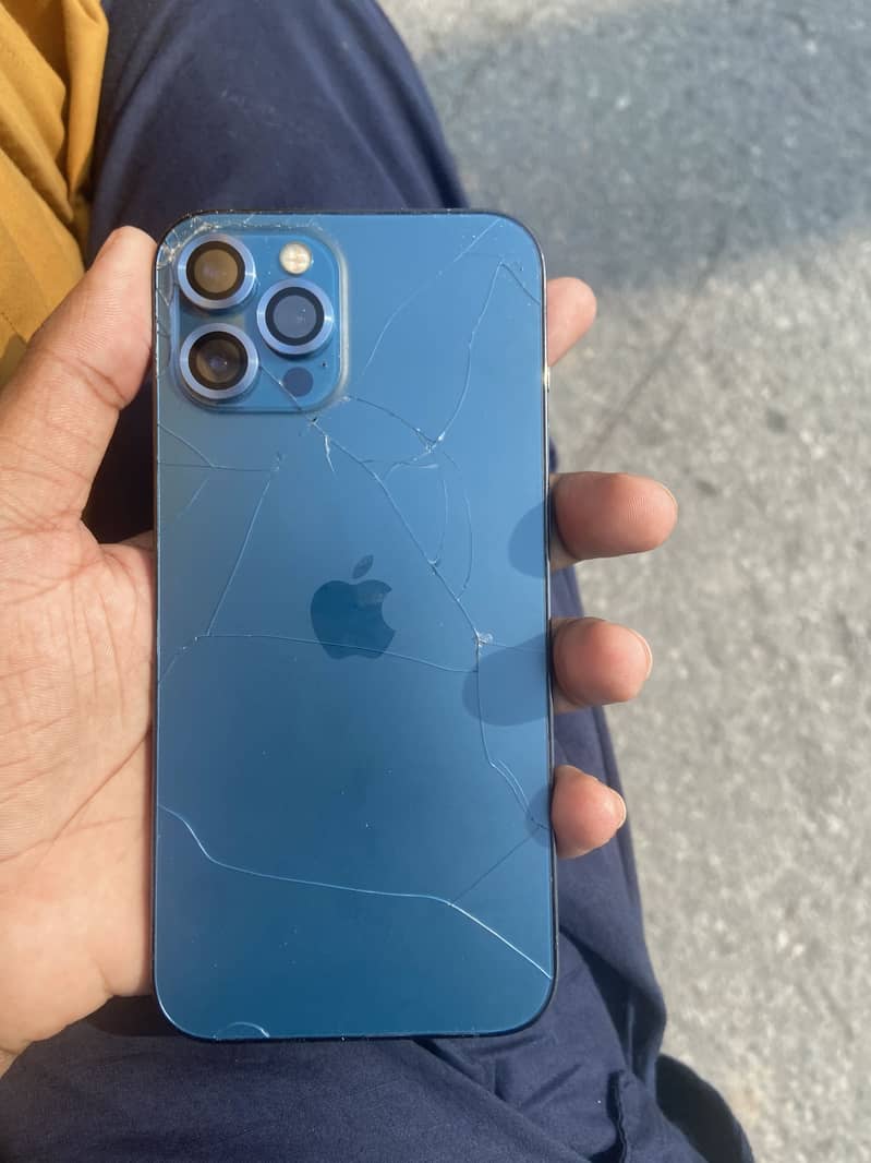 Apple iPhone 12 Pro Max 3