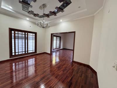 500 Yard Bunglow For Rent DHA phase 6