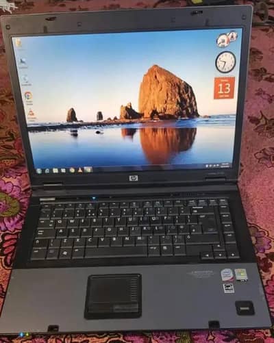 HP COMPAQ 6751B LAPTOP URGENT SALE!! JACKPOT DEAL !!