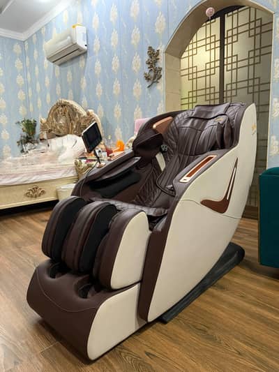 Zero Healthcare U-VICTOR Massage Chair