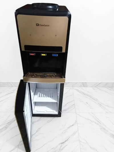 Dawlance water dispenser In new condition