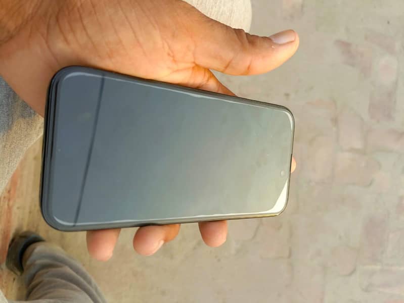 iPhone 15 waterpack 2