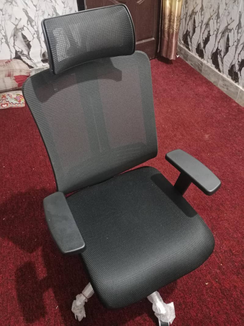 chair 0