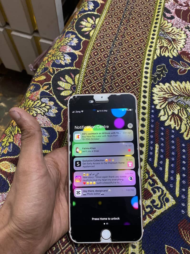Apple iPhone 7 Plus 5