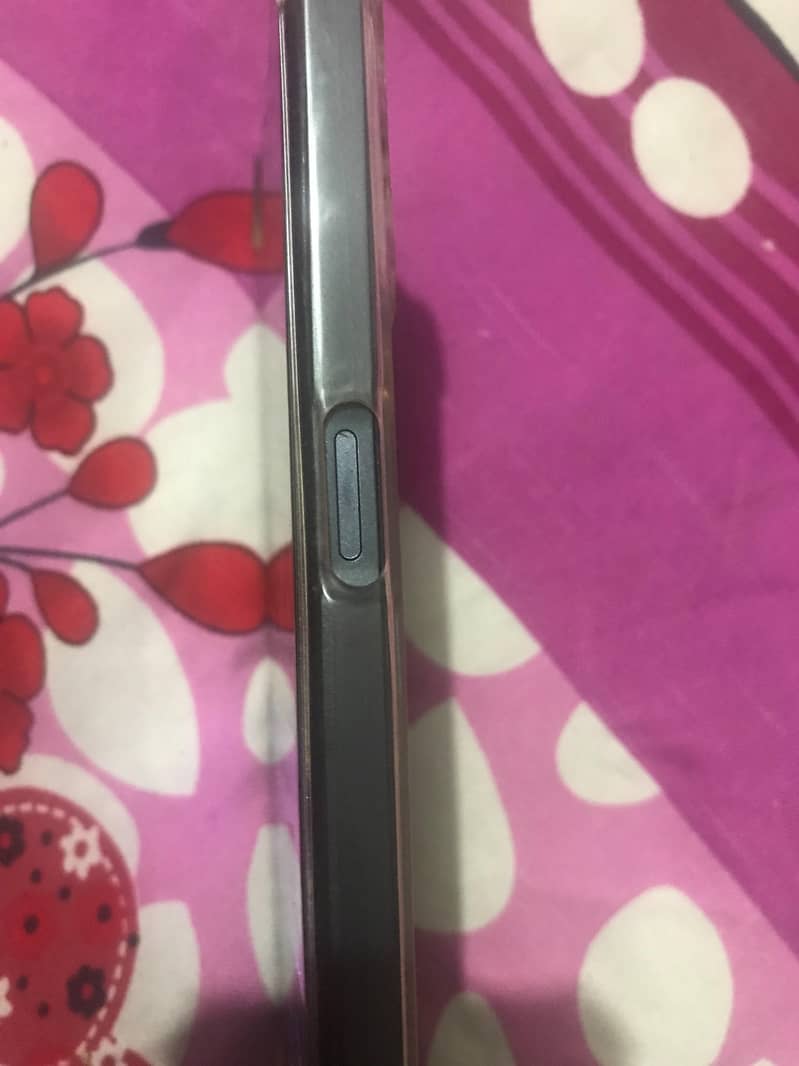 Realme C35 5