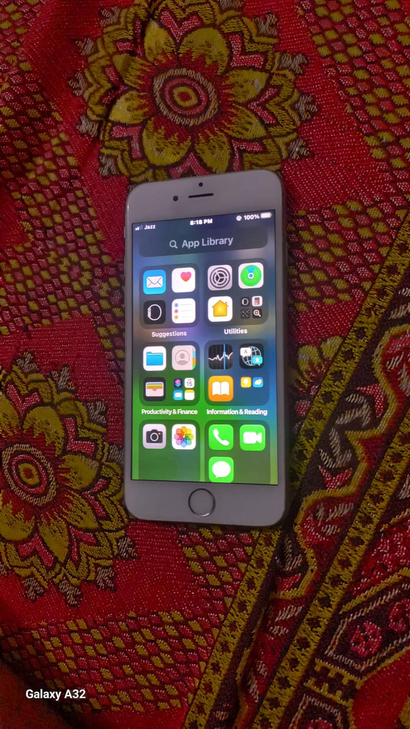 Apple iPhone 6S 2