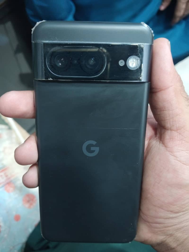 Google Pixel 8 1