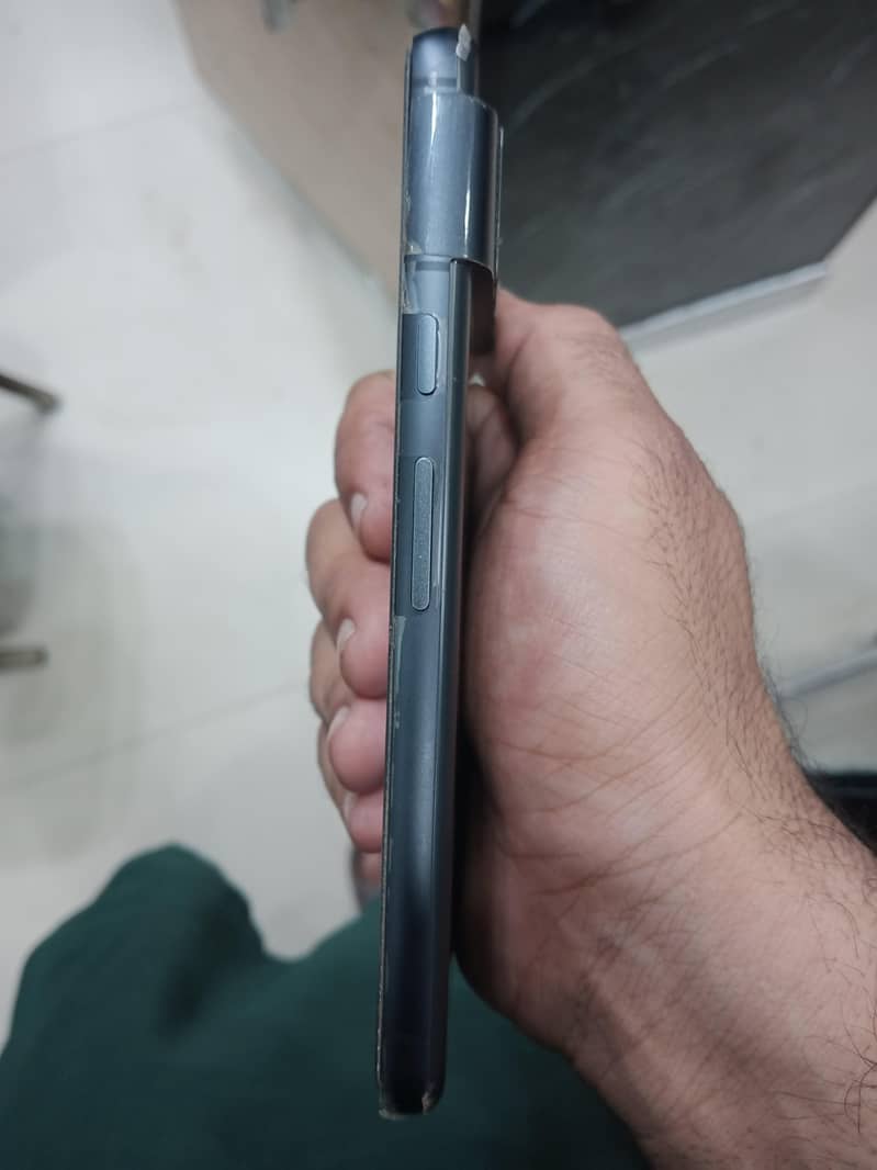 Google Pixel 8 2