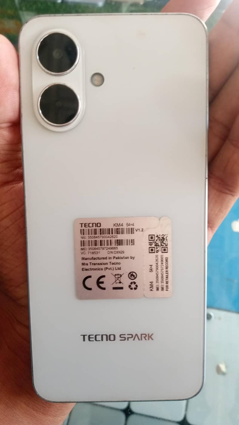 Tecno Spark Go 2 1