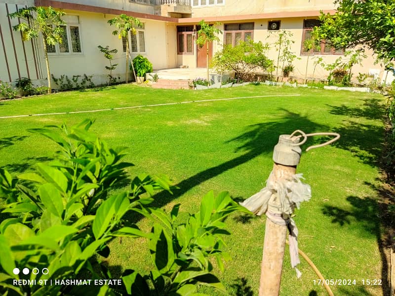 Bungalow For Commercial Use - Houses - 1120500619