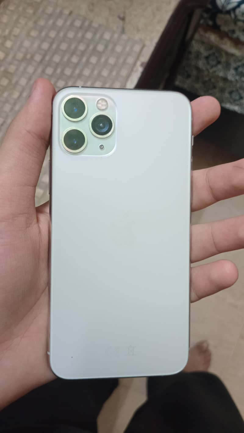 Apple iPhone 11 Pro 0