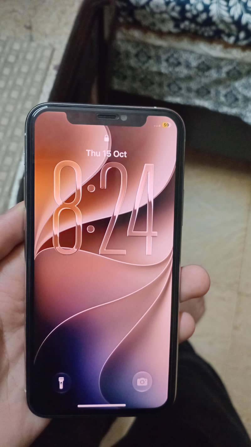 Apple iPhone 11 Pro 2