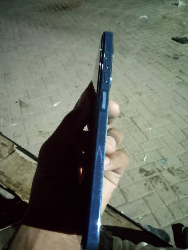 Tecno Spark 20 2