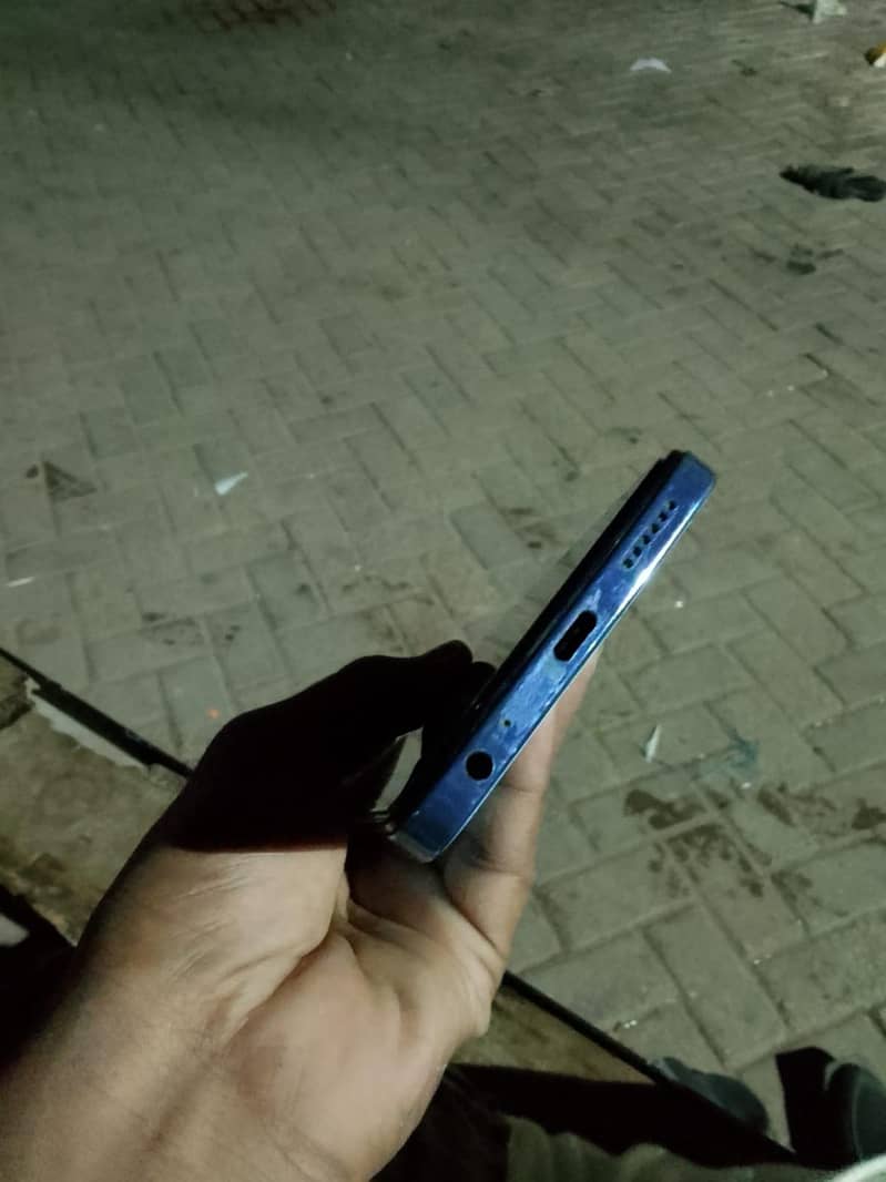 Tecno Spark 20 3