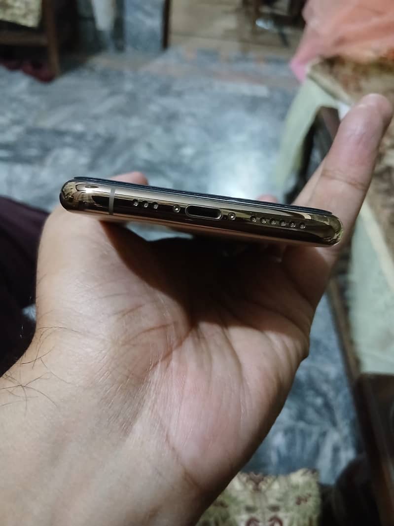 Apple iPhone 11 pro 3