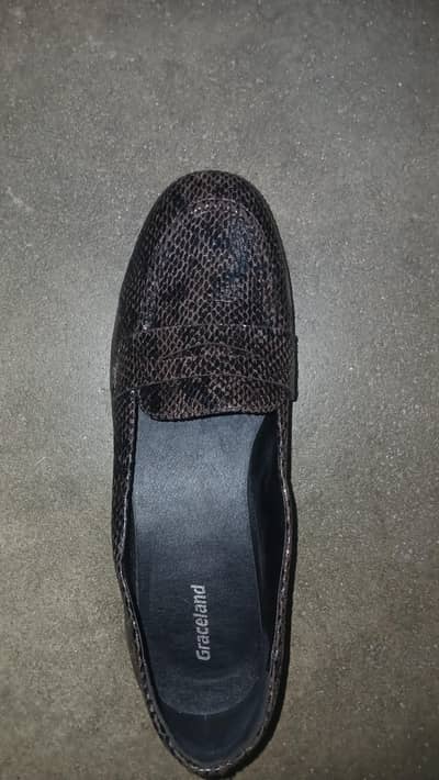 Branded Graceland Snakeskin Loafers – Size 38 – Ladies Flats