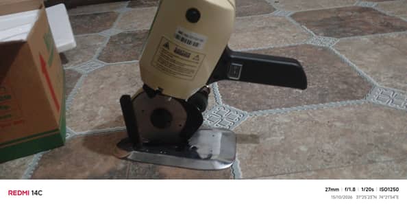 cutting machine brand new. . .