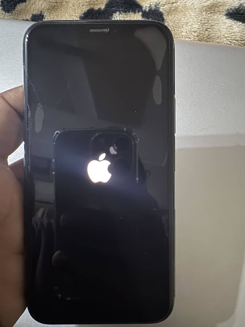 Apple iPhone 11 Pro 1
